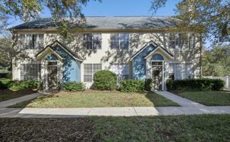 featured image of 13700 Richmond Park Dr N #1