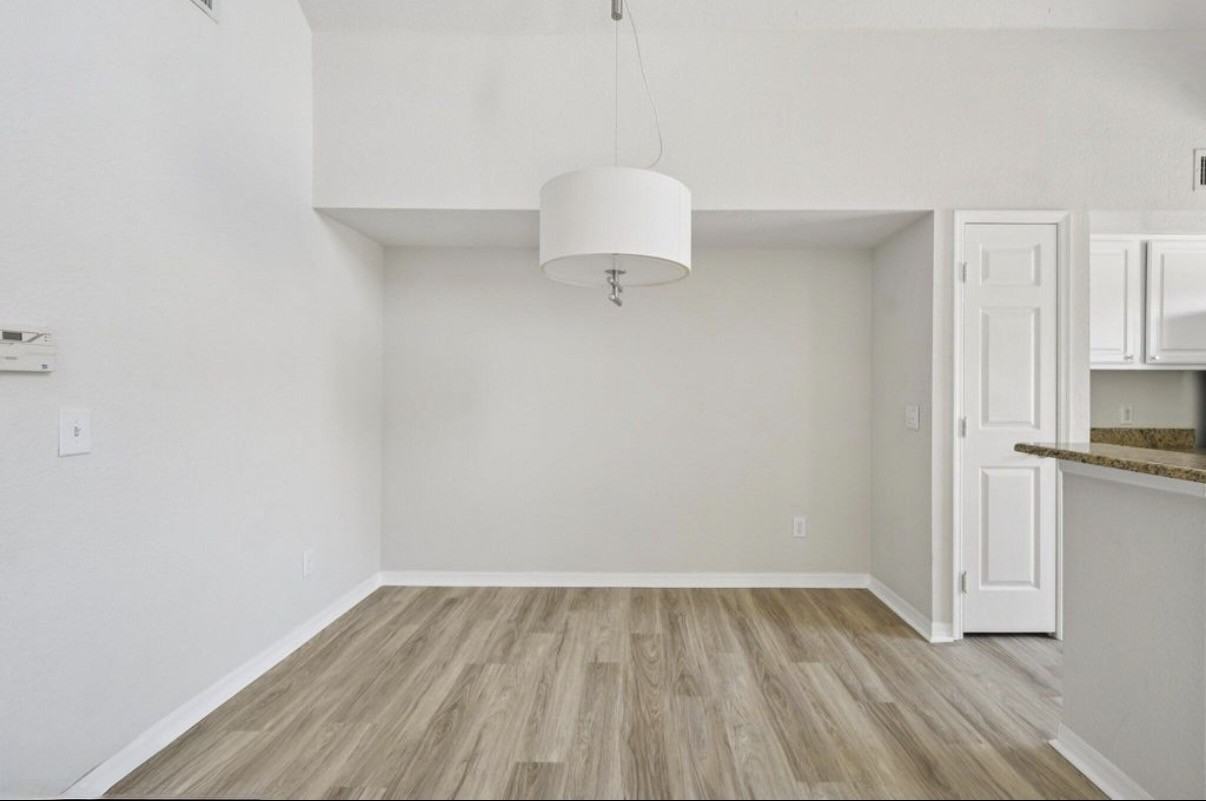 13700 Richmond Park Dr N #1 - Photo 7 of 16