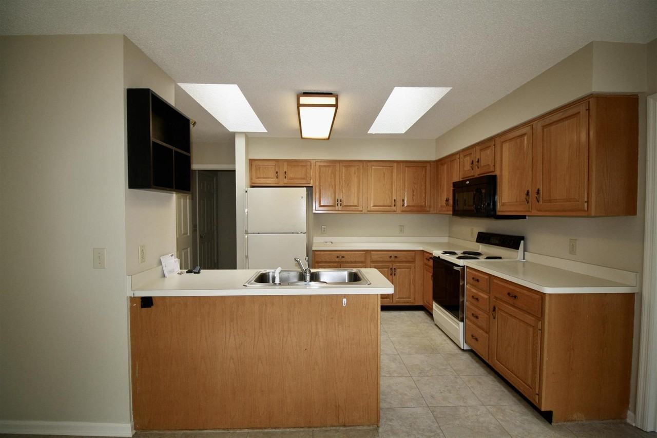 32 Westlake Pointe Dr #1 - Photo 6 of 28