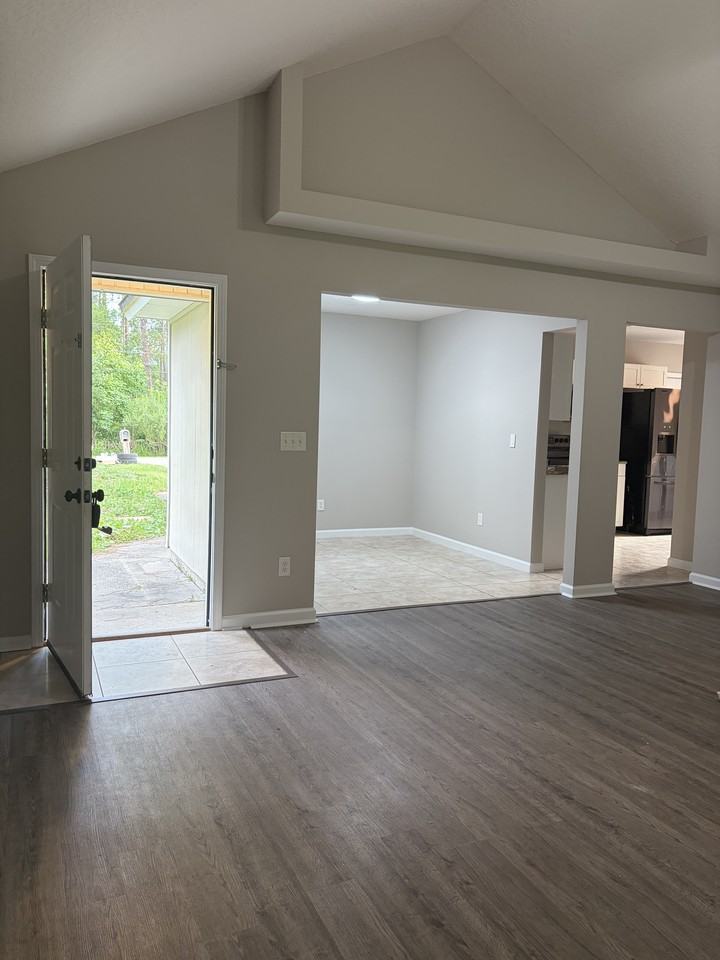 4957 Verdis St #1 - Photo 7 of 16