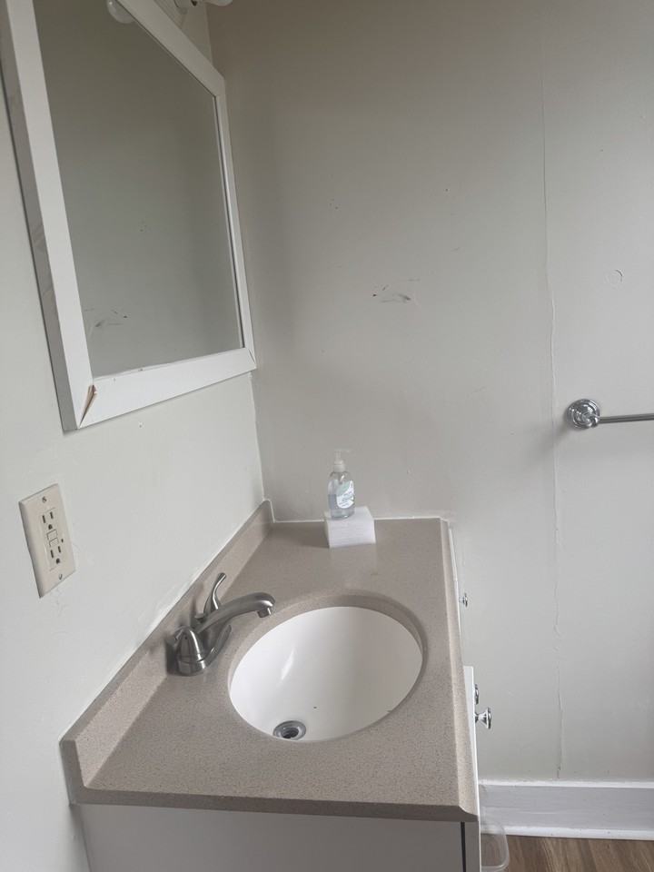 61 Sycamore St #1 - Photo 3 of 5