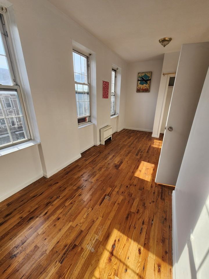 565 Nostrand Ave #2F - Photo 3 of 8