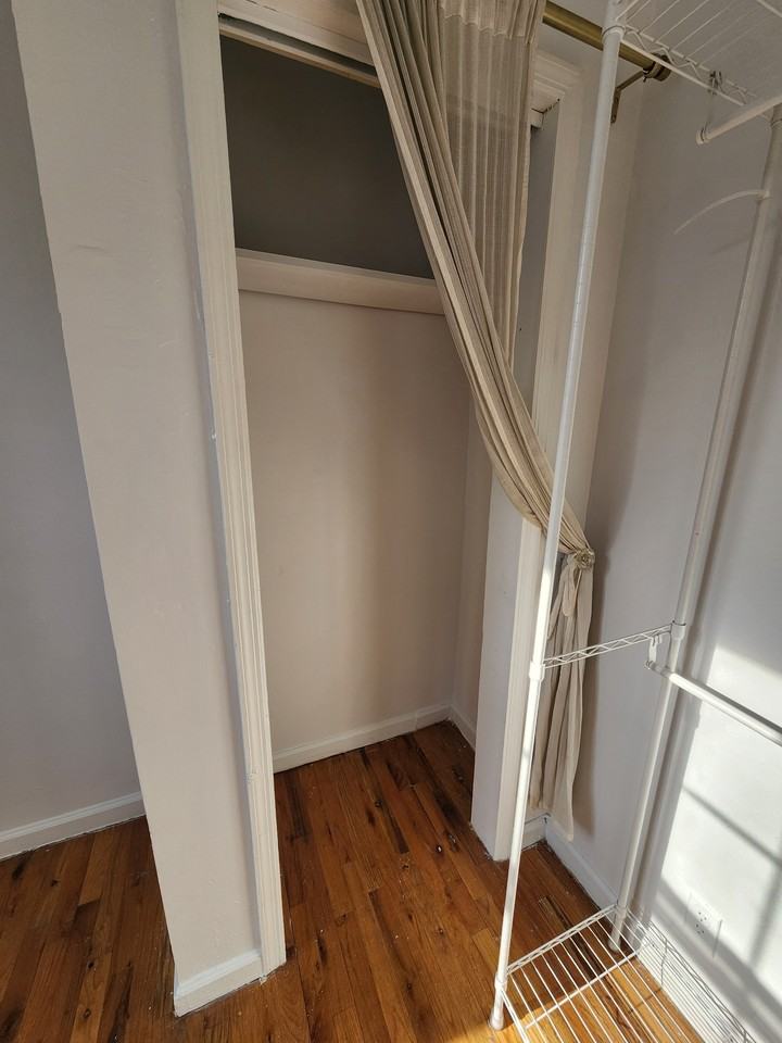 565 Nostrand Ave #2F - Photo 7 of 8