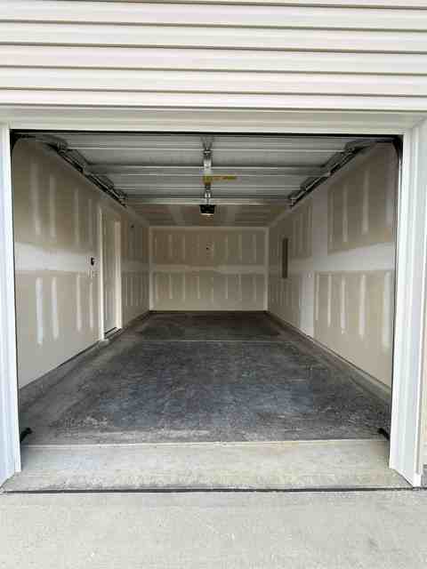 2429 Brookville Dr. - 1Unit A #1 - Photo 2 of 27