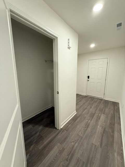 2429 Brookville Dr. - 1Unit A #1 - Photo 3 of 27