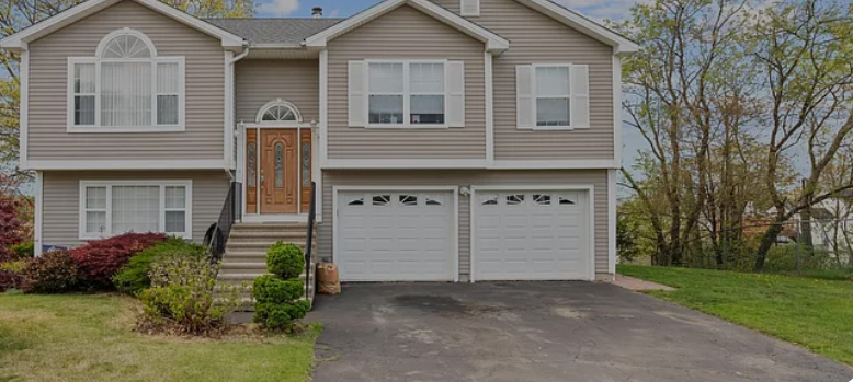 13 Woodcrest Dr #1