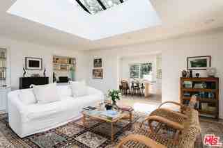 8831 Lookout Mountain Ave - Photo 3 of 8