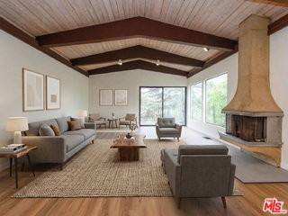 2819 Pacific View Trl - Photo 2 of 8
