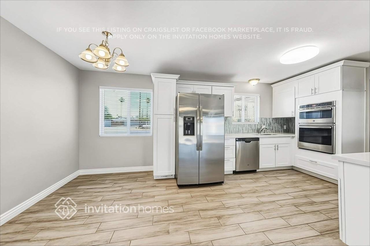 1810 E Palmcroft Dr - Photo 6 of 19