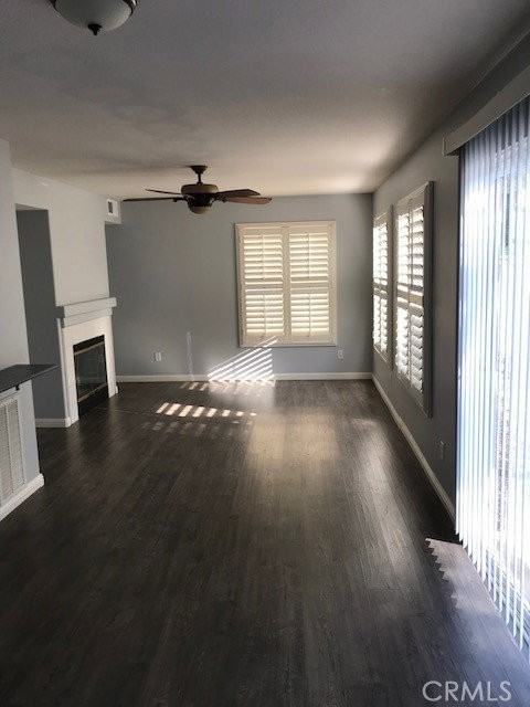 10 Carriage Dr - Photo 5 of 8