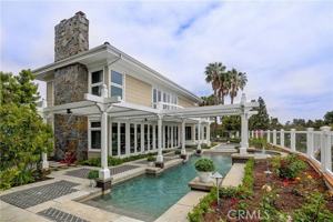 featured image of 14 Rockingham Dr