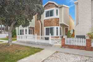 featured image of 222 17th St