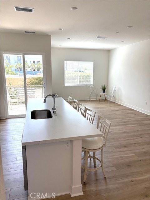 7267 Aura Cir - Photo 4 of 8