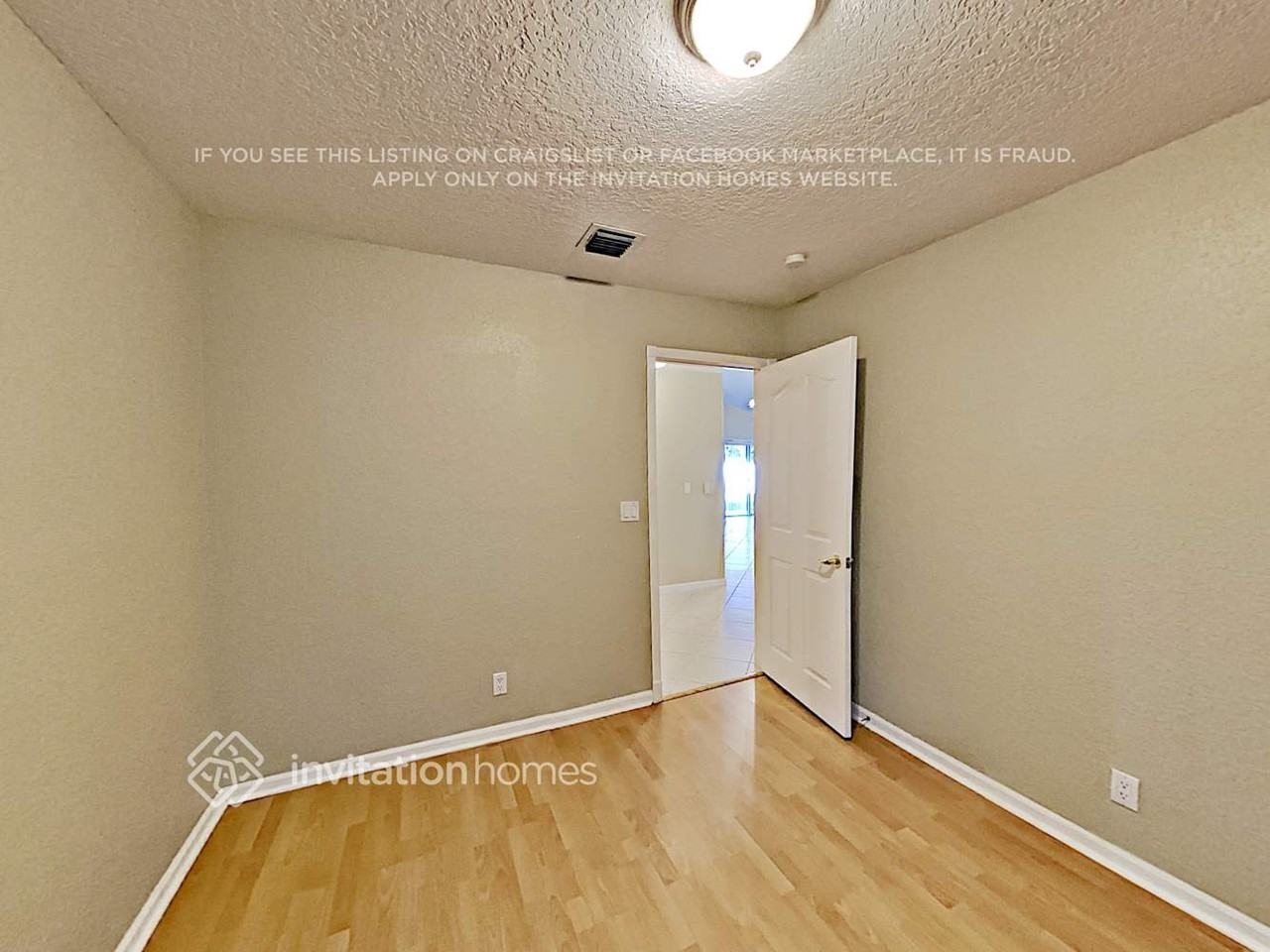 3970 Sea Grape Cir - Photo 5 of 15