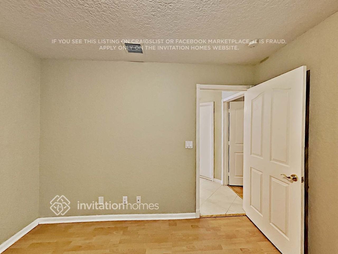 3970 Sea Grape Cir - Photo 6 of 15