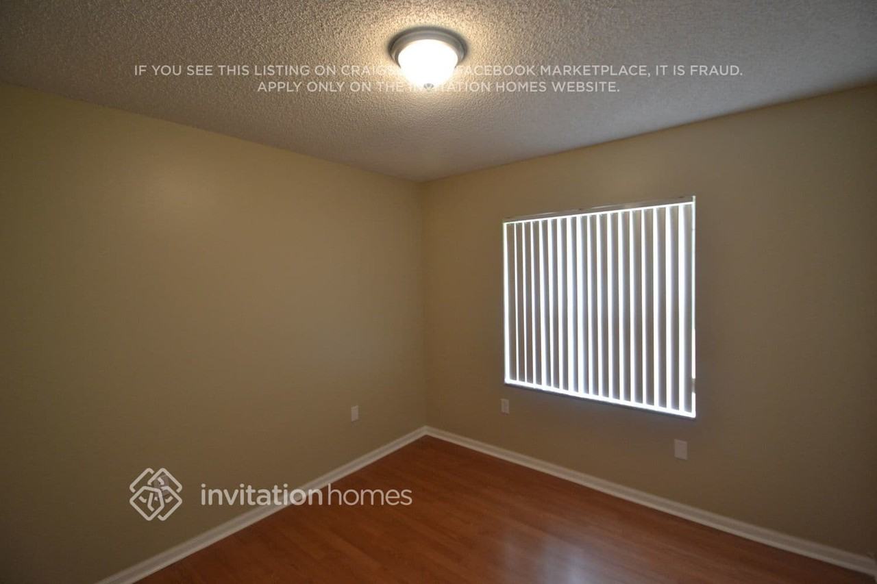 16594 Nw 7th St - Photo 6 of 14