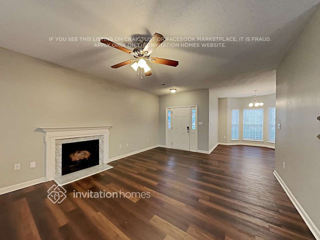 11908 Harris Pointe Dr - Photo 4 of 19