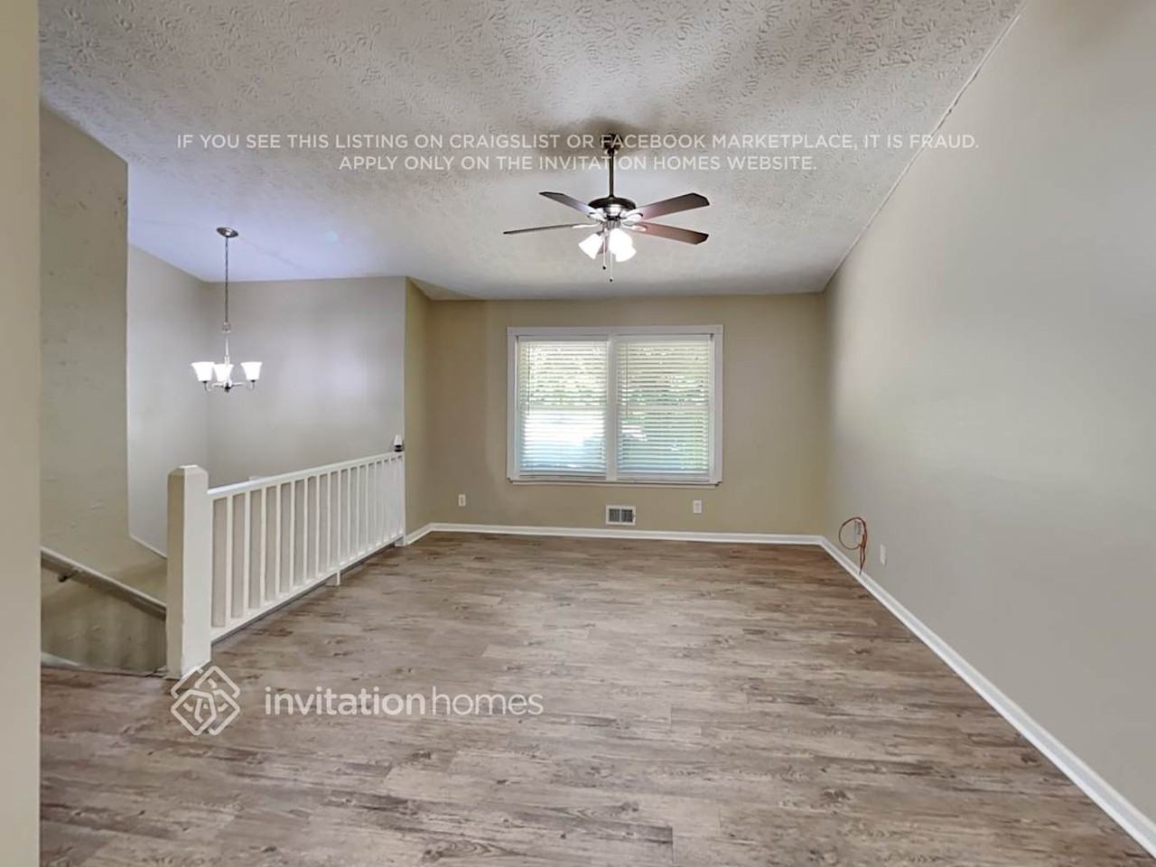 1393 Mountain Overlook Ct - Photo 4 of 21