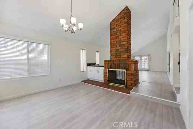 20220 Elkwood St - Photo 3 of 8