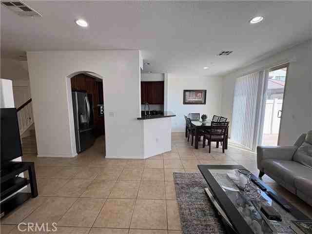 9382 Phoenix Pl - Photo 5 of 8