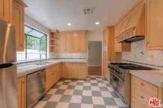 4110 Sunnyslope Ave - Photo 7 of 8