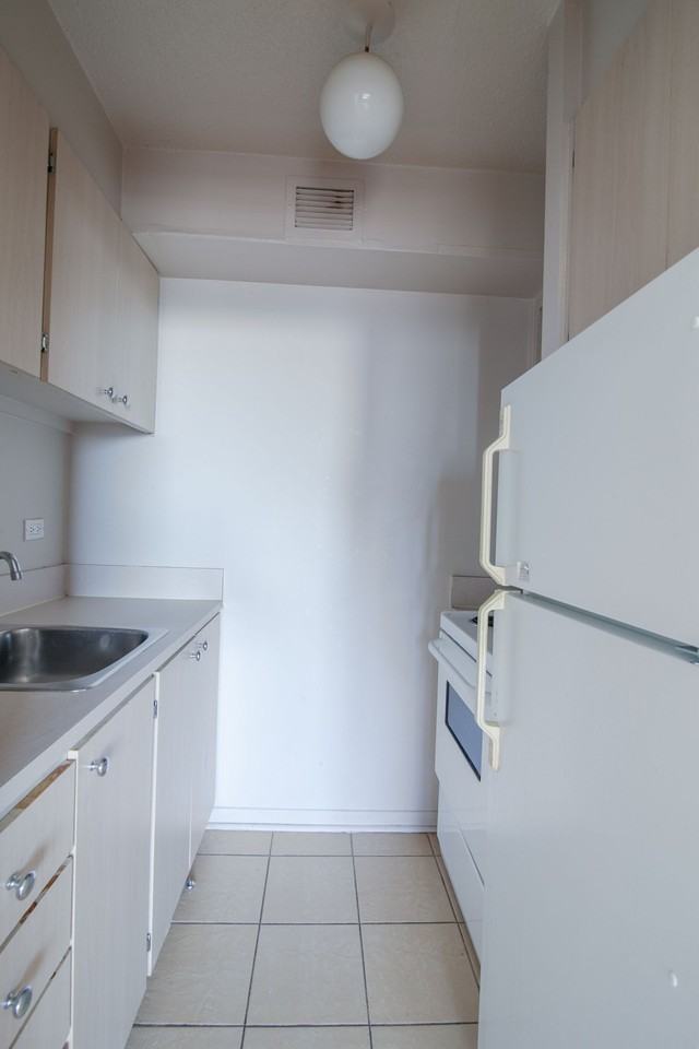 1975 Boul De Maisonneuve O — photo 3