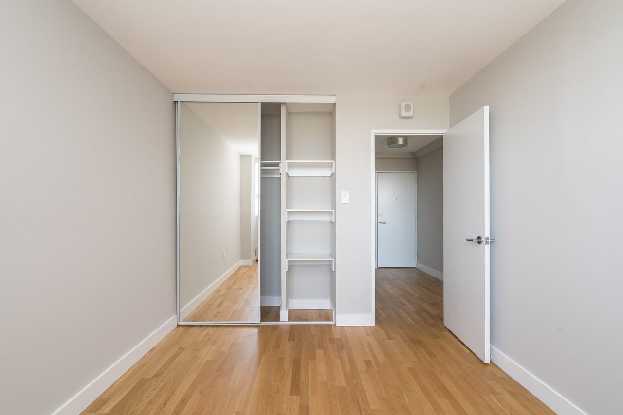 730 St. Clarens - Photo 4 of 50