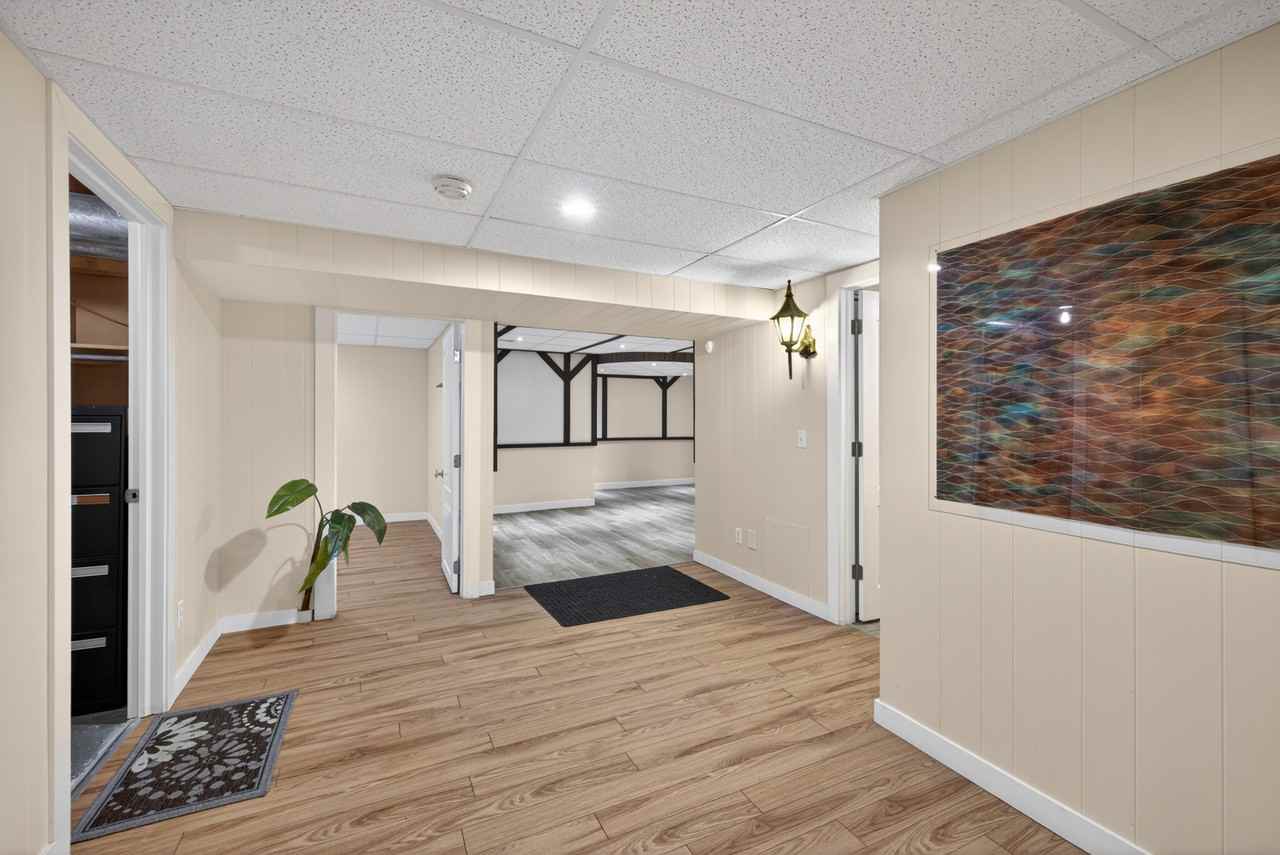 11440 Malmo Road Northwest, Edmonton, AB, T6H 4M2. 4 Bedroom Family Home | Double Garage | Malmo Plains SW Edmonton | $2 - Photo 2 of 50