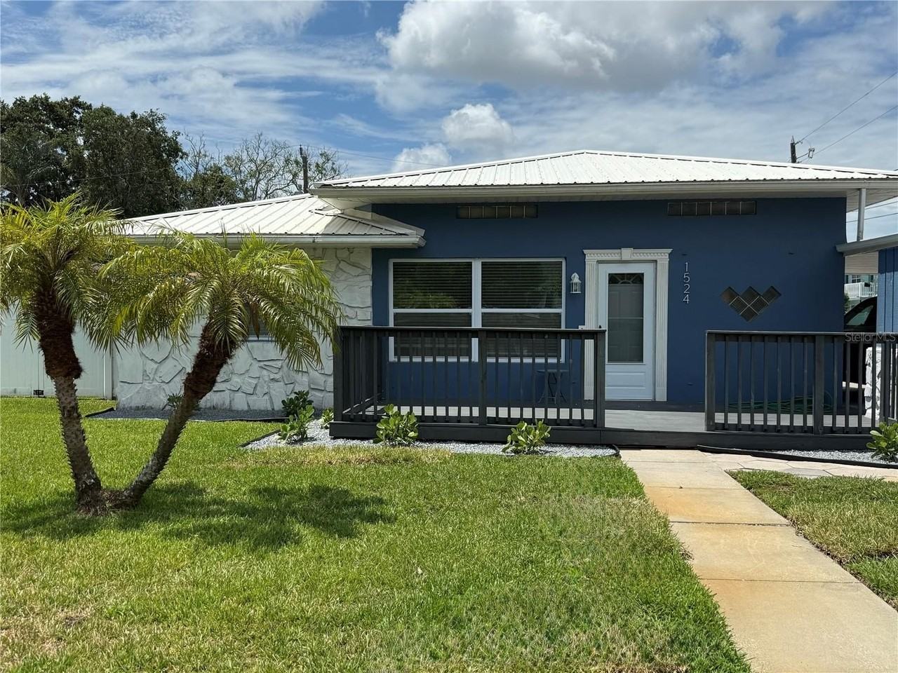 1524 18th Ave N - Photo 4 of 35