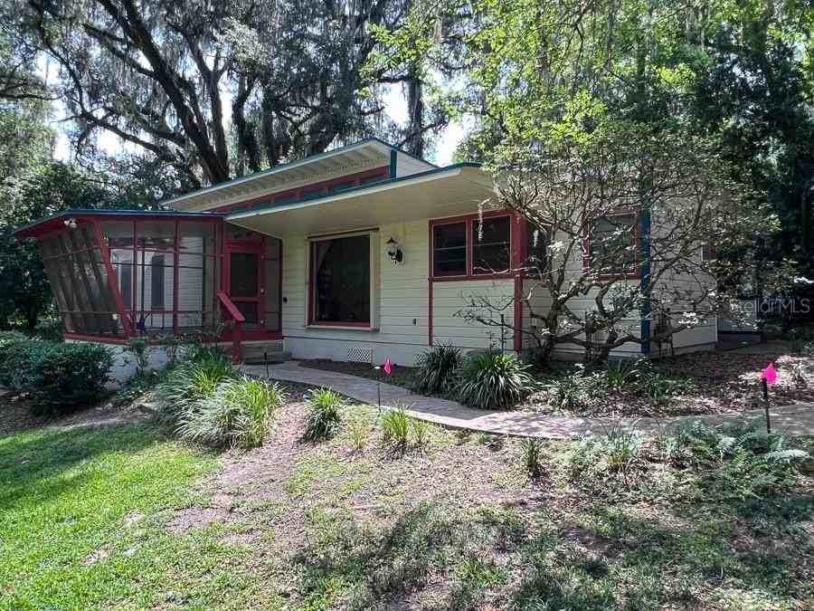 411 Nw 26th St