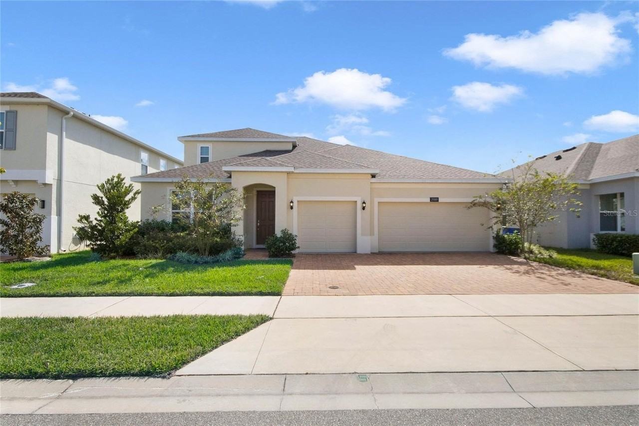 2989 Nottel Dr - Photo 2 of 45