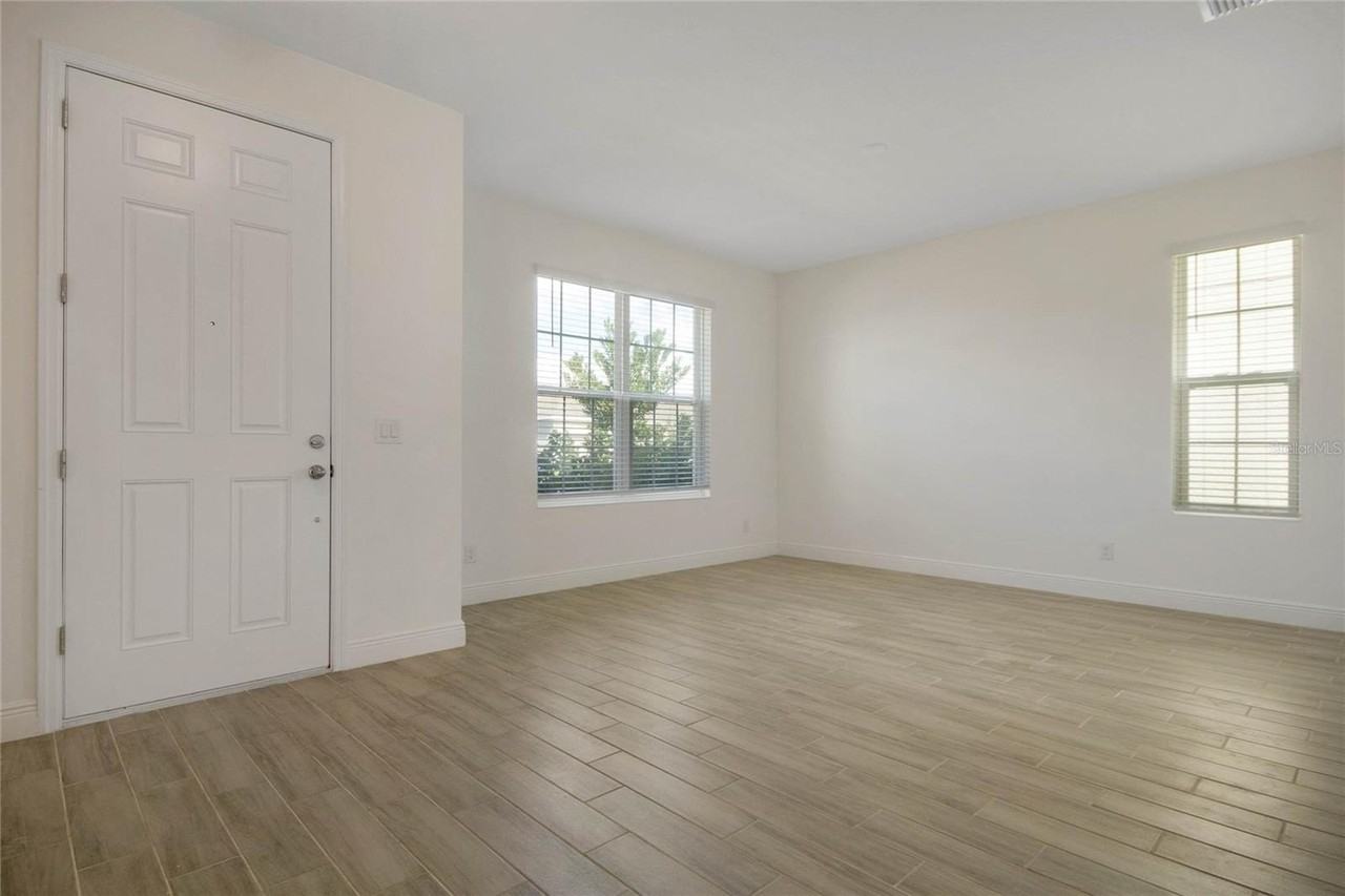 2989 Nottel Dr - Photo 7 of 45