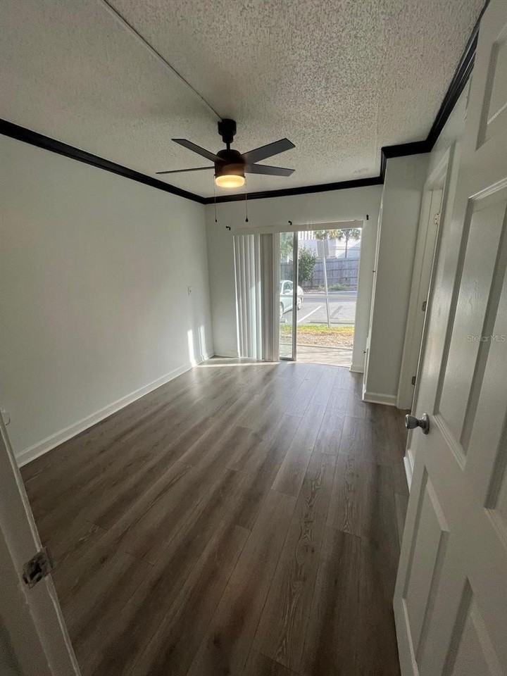 131 Water Front Way #150 - Photo 7 of 12