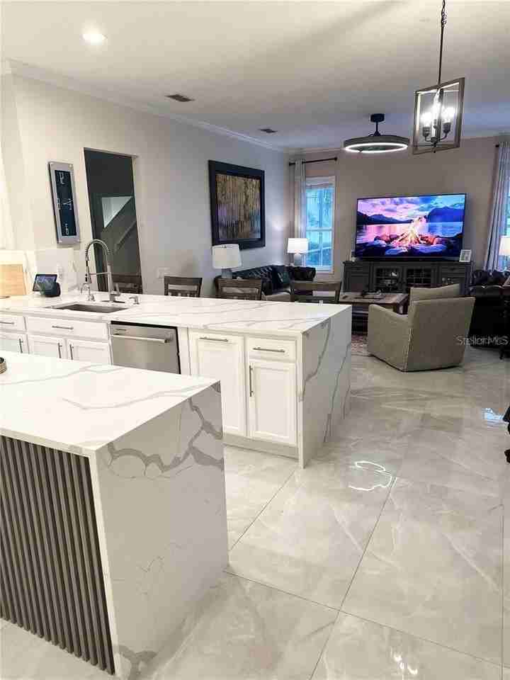 6431 Chatham View Ct - Photo 6 of 48