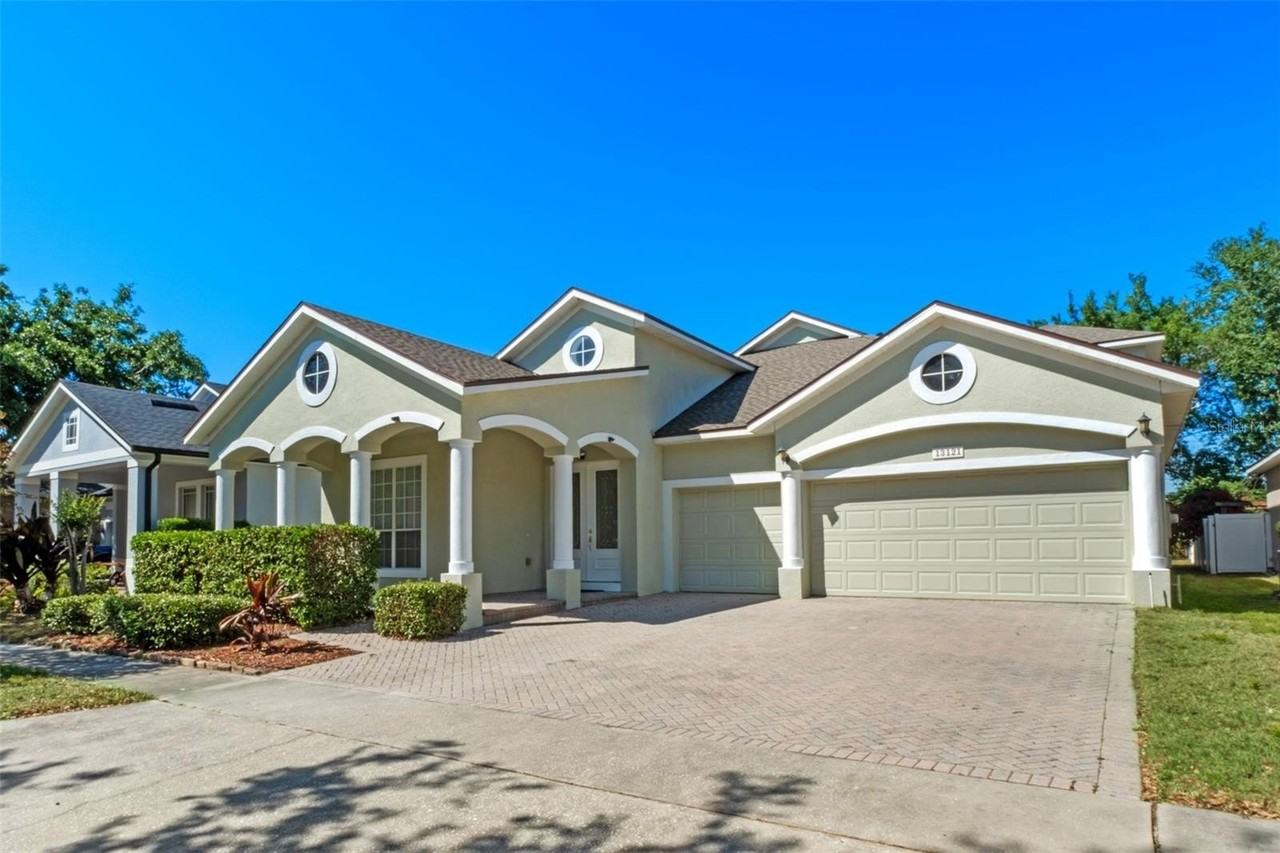 13121 Zori Ln