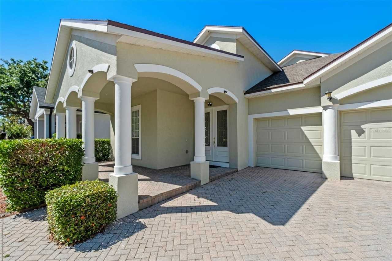 13121 Zori Ln - Photo 3 of 35