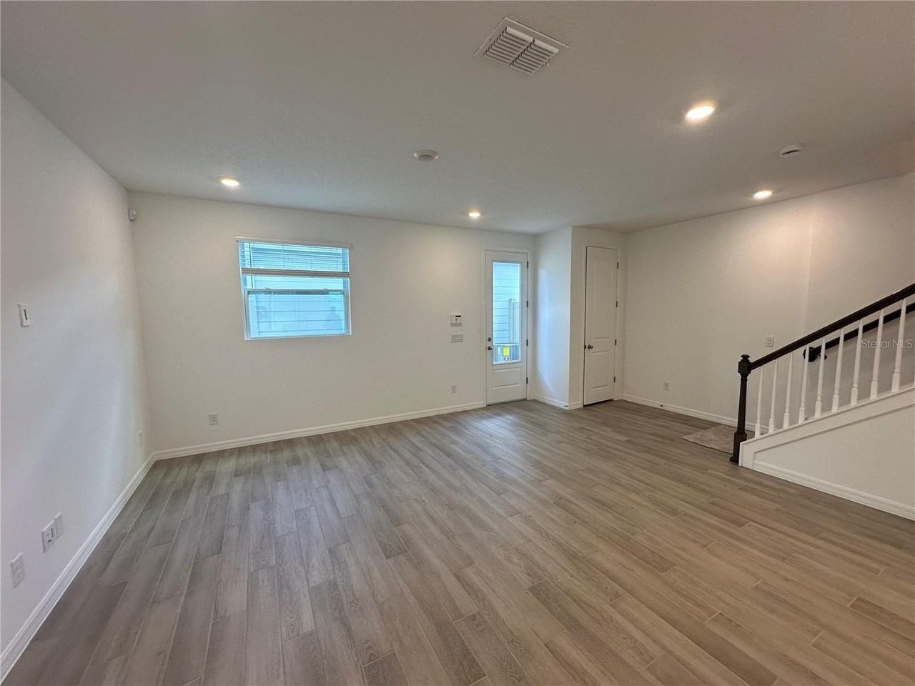 6541 Cyrils Dr - Photo 5 of 26