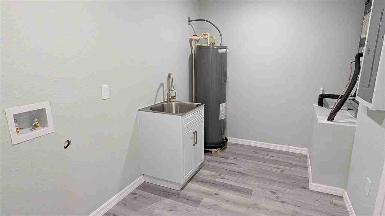 1551 Nw 57th Ct #3 - Photo 7 of 7