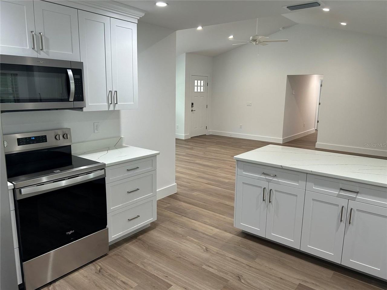 8340 Nw 2nd St - Photo 5 of 29
