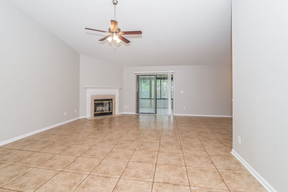 14031 Ridgewick Dr - Photo 2 of 15