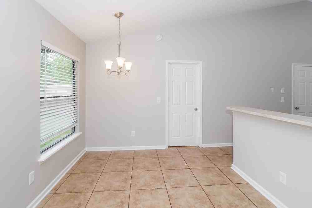 14031 Ridgewick Dr - Photo 5 of 15