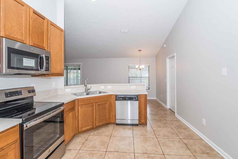 14031 Ridgewick Dr - Photo 7 of 15