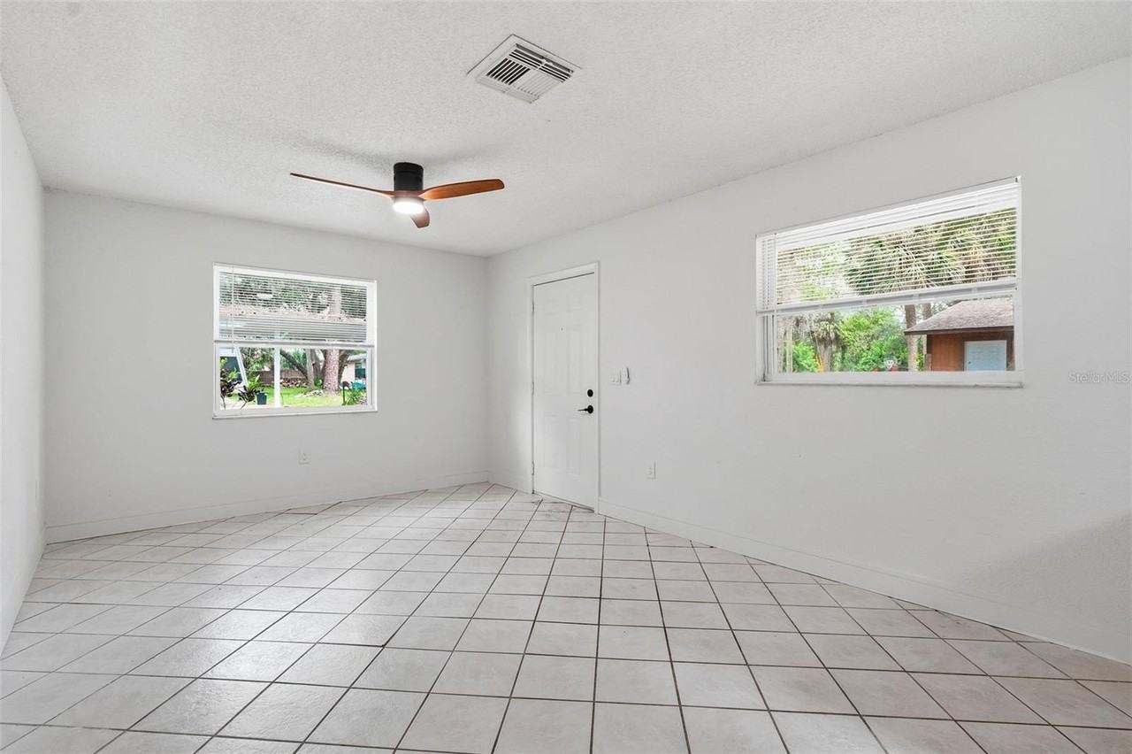 7133 Pinewood Dr - Photo 4 of 18