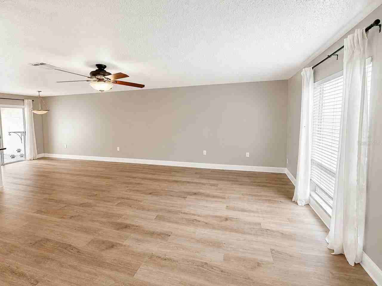 11905 Cypress Vis - Photo 5 of 37