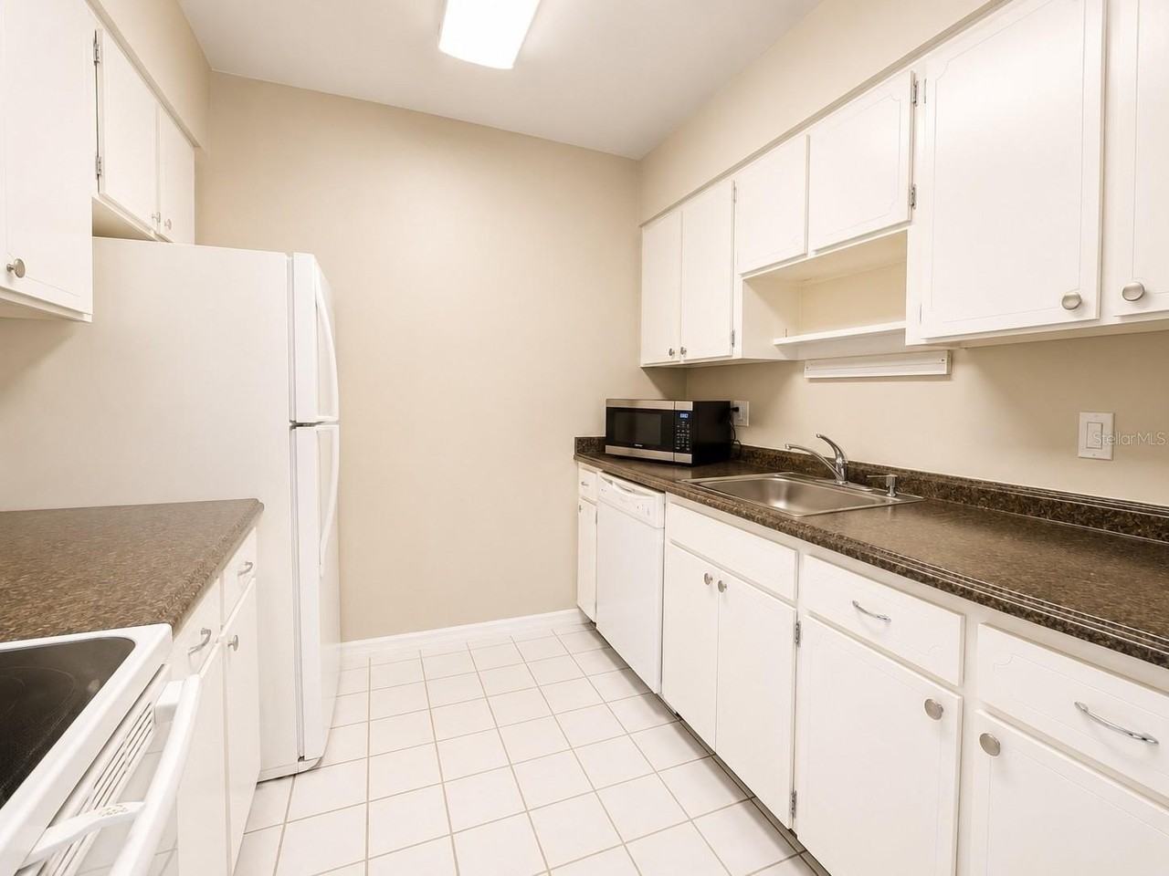 4325 Aegean Dr #202B - Photo 7 of 15