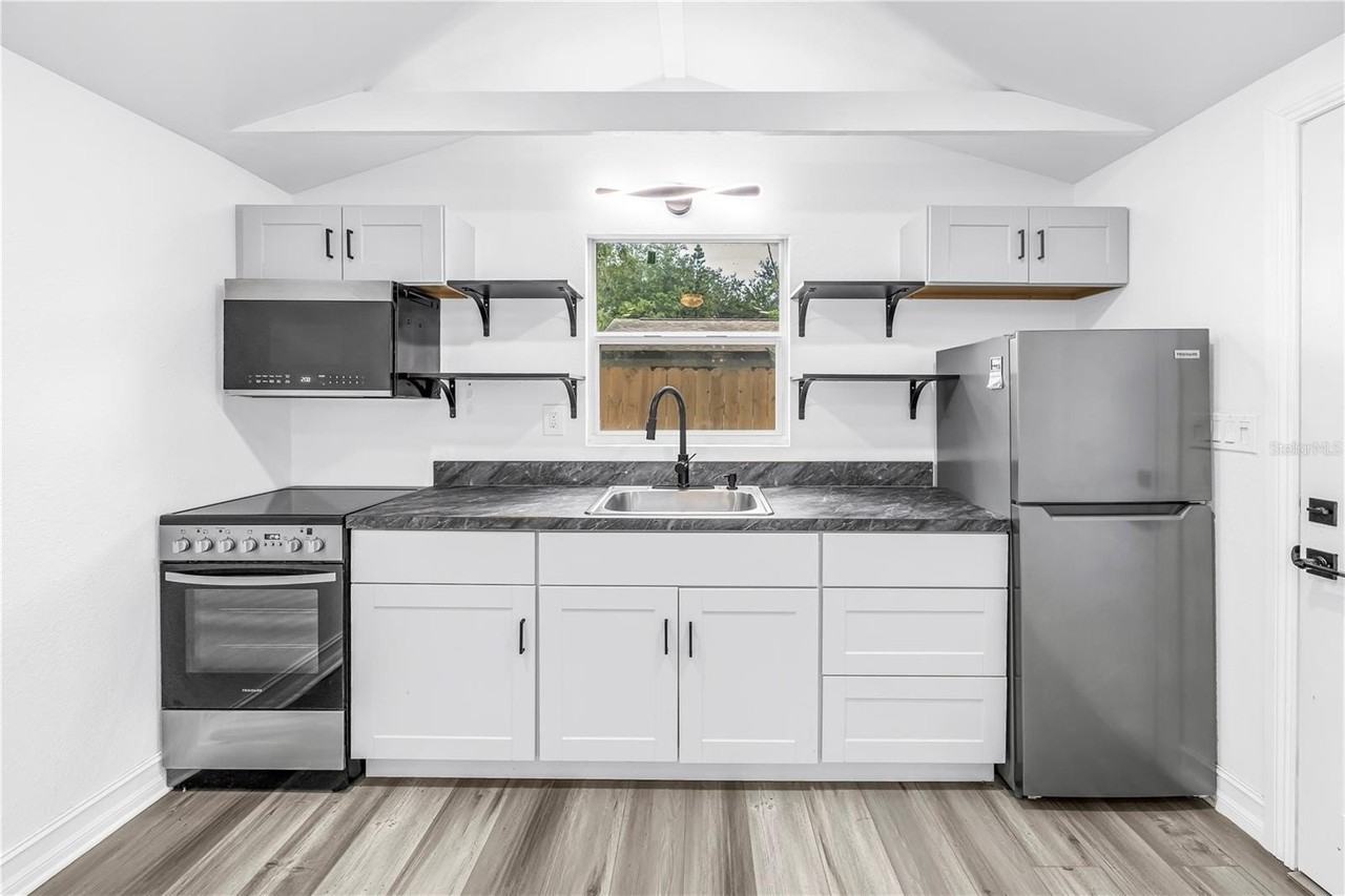 5034 2nd Ave S #B - Photo 5 of 20