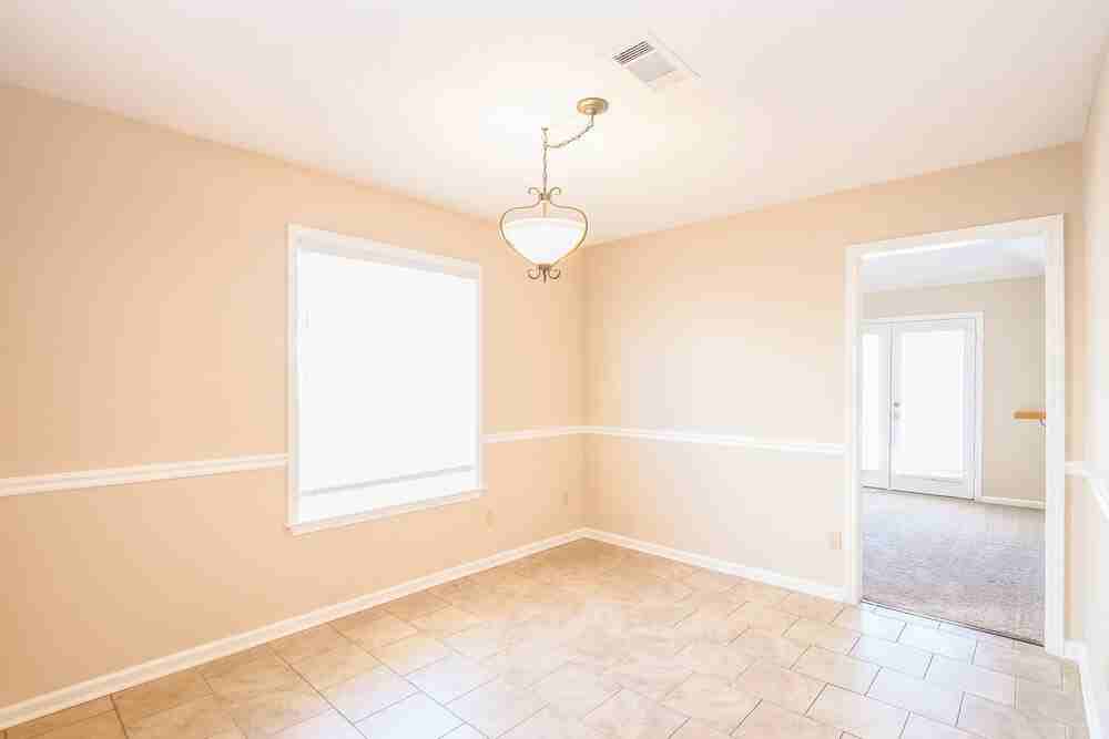 3056 Valley Green Ln - Photo 5 of 17