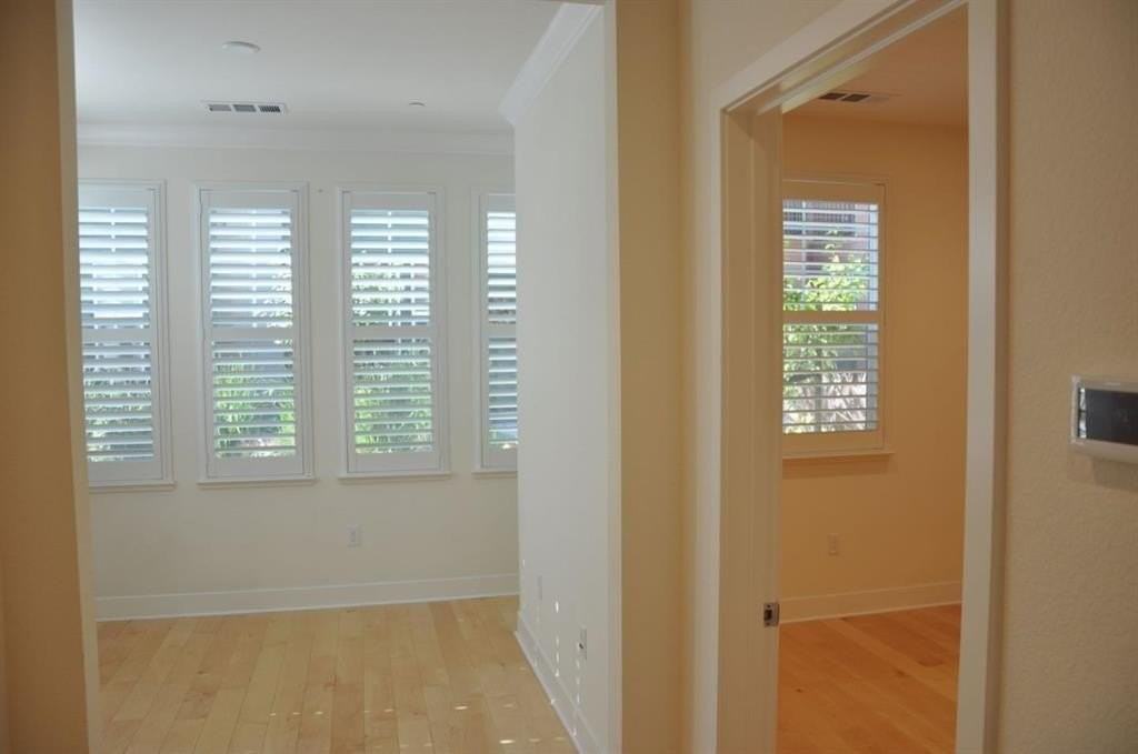 2842 Catalino St - Photo 7 of 11