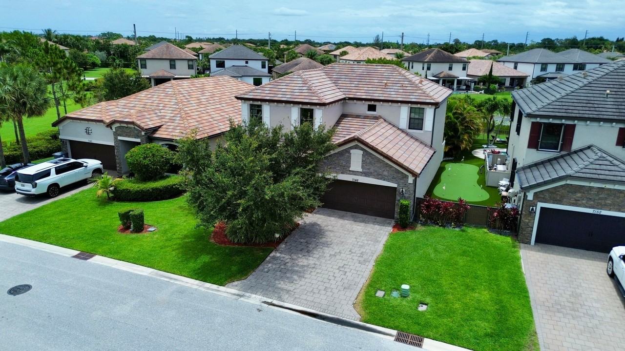 7146 Sandgrace Ln