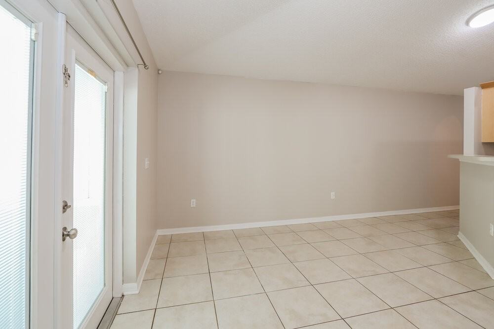 13517 Padron Ct - Photo 5 of 16